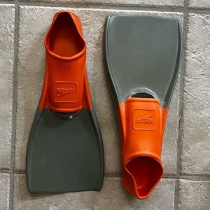 Speedo swim flippers Size 1-3